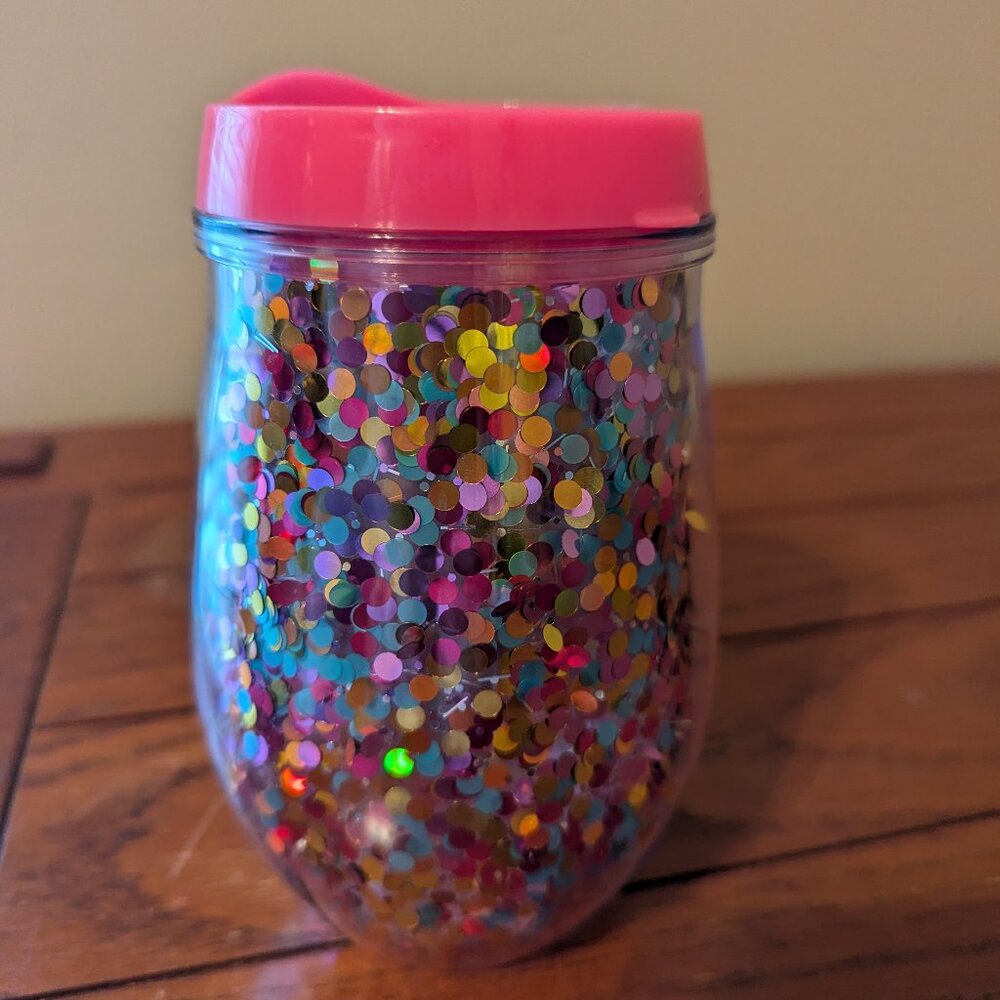 Packed Party 12 fl oz Glitter Wine Sipper Tumbler Lightweight Pink Top NWOT